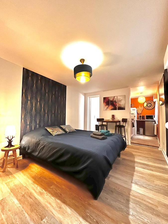 Charmant Studio En Plein Centre Ville De Chartres Apartment Ngoại thất bức ảnh