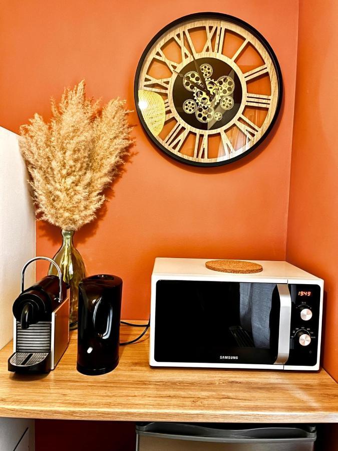 Charmant Studio En Plein Centre Ville De Chartres Apartment Ngoại thất bức ảnh
