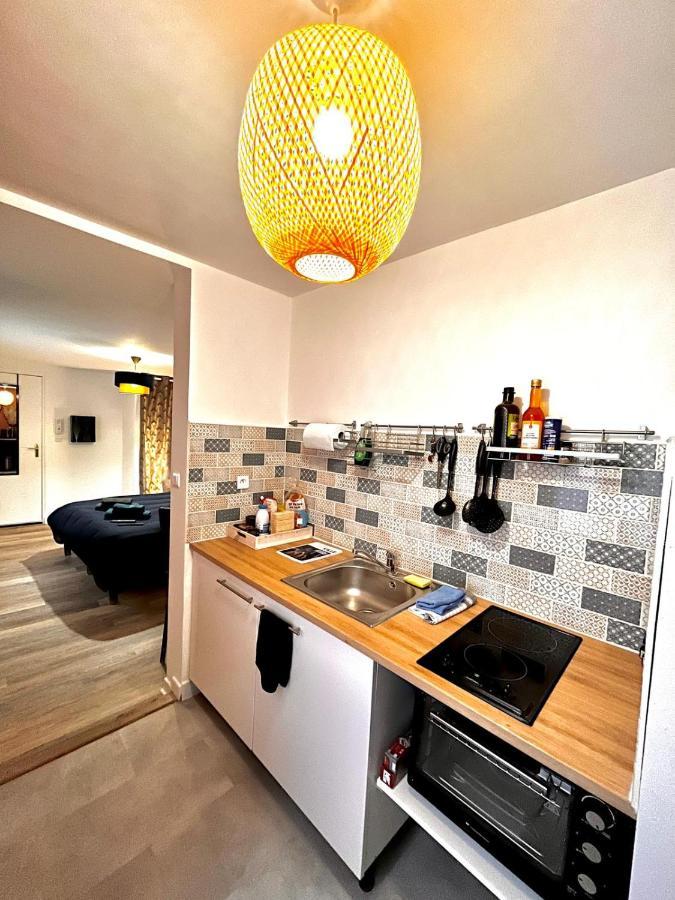 Charmant Studio En Plein Centre Ville De Chartres Apartment Ngoại thất bức ảnh